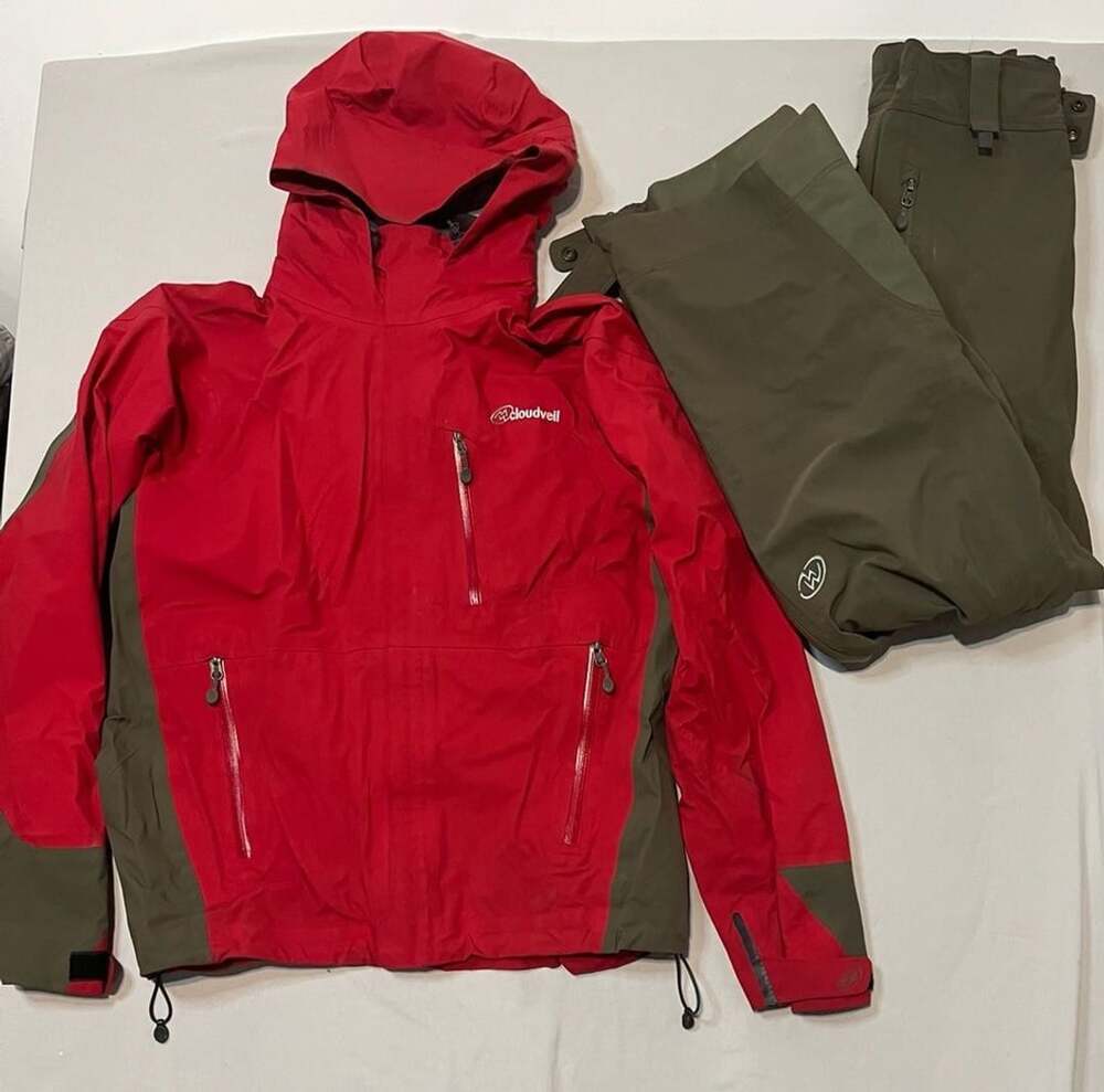Cloudveil Koven Jacket Size M Red Gore-Tex Hooded Ski Shell and Pants Size S
